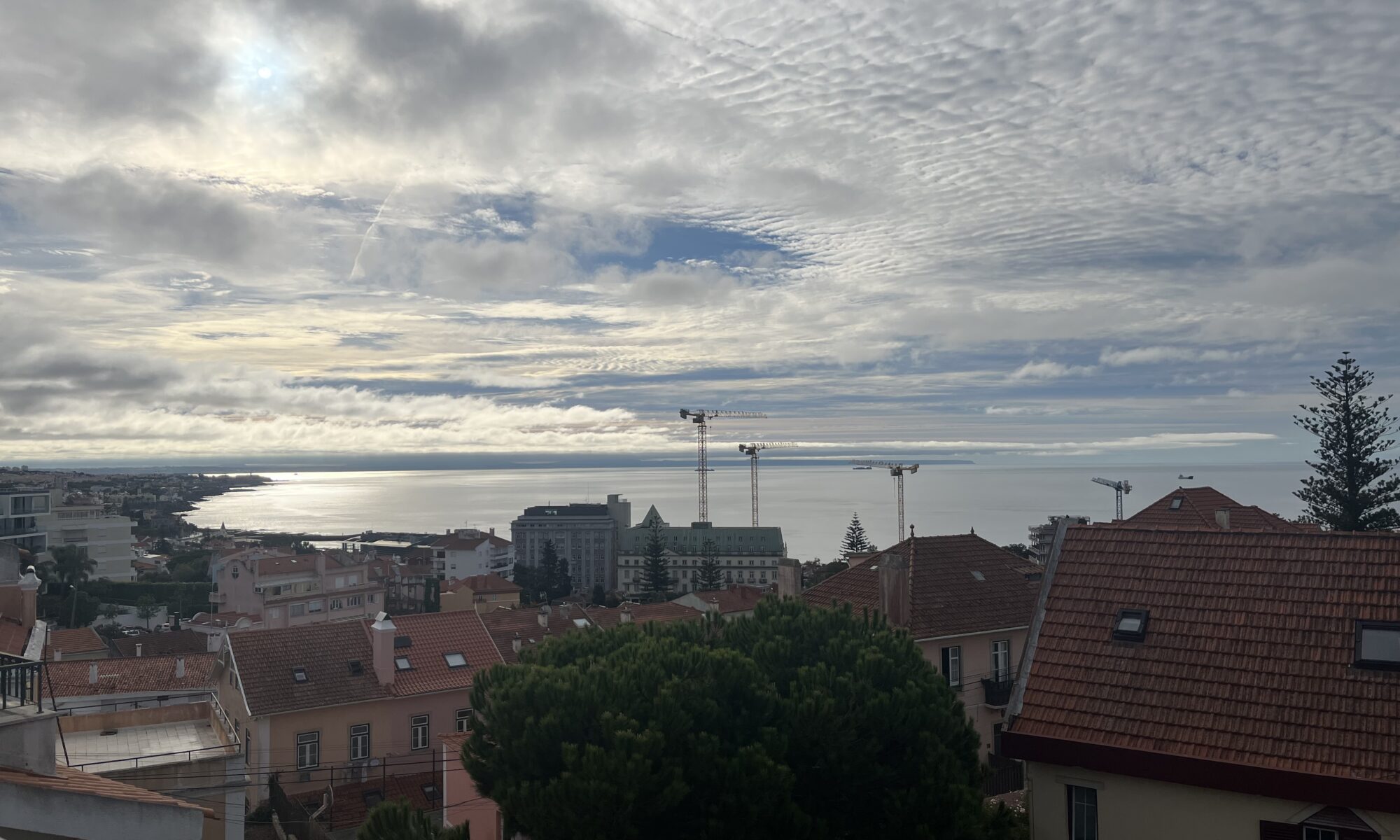 Silver sky over silver water on slow morning